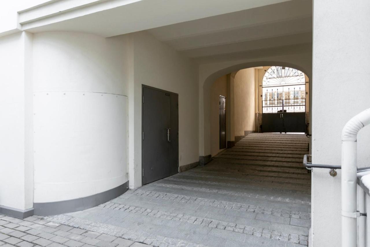 2Ndhomes Cozy 1Br Apartment With Balcony By The Central Station Helsinki Exterior photo