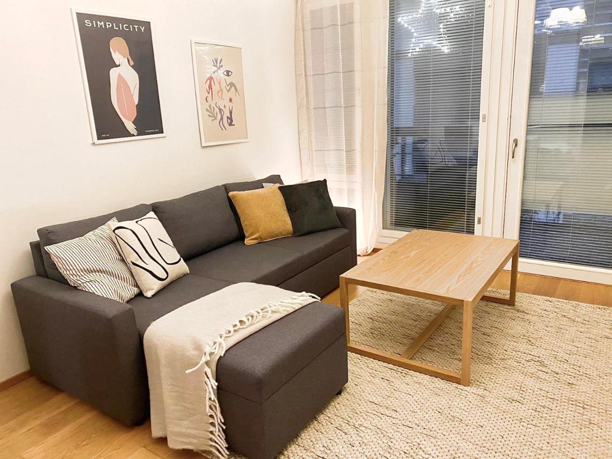 2Ndhomes Cozy 1Br Apartment With Balcony By The Central Station Helsinki Exterior photo