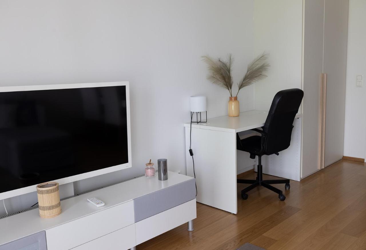 2Ndhomes Cozy 1Br Apartment With Balcony By The Central Station Helsinki Exterior photo